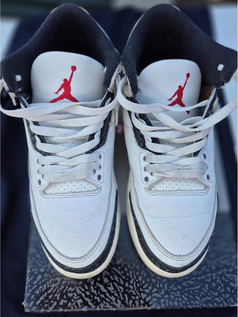 Air Jordan 3 AJ3 Retro Summit White/ Fire Red Size 8 Mens